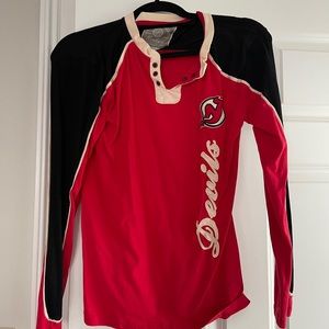 NJ Devils retro top